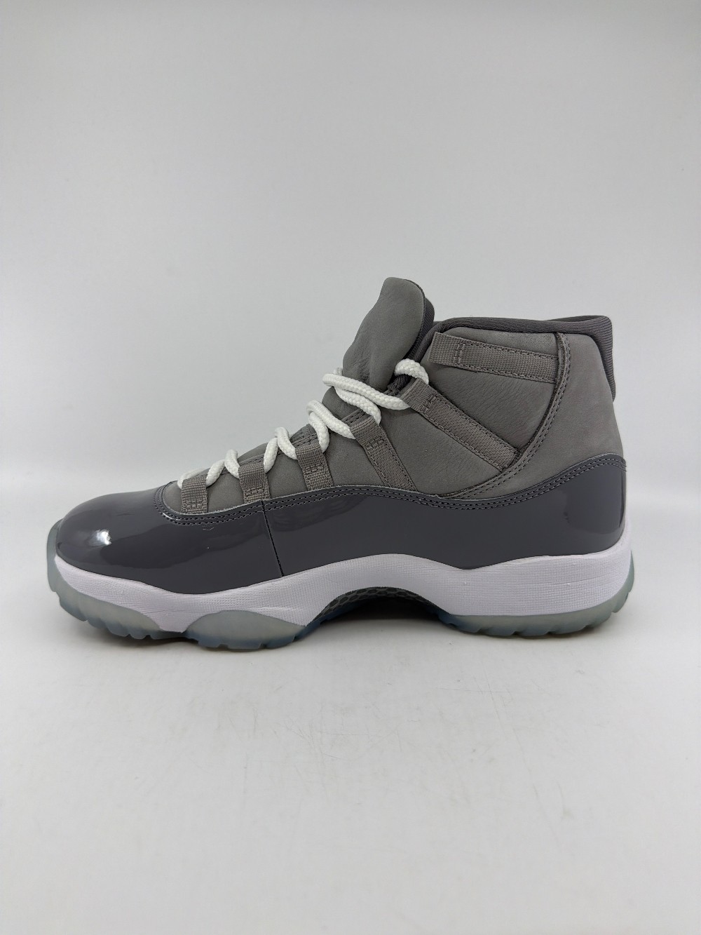 *USED* AJ 11 - COOL GREY (2021)