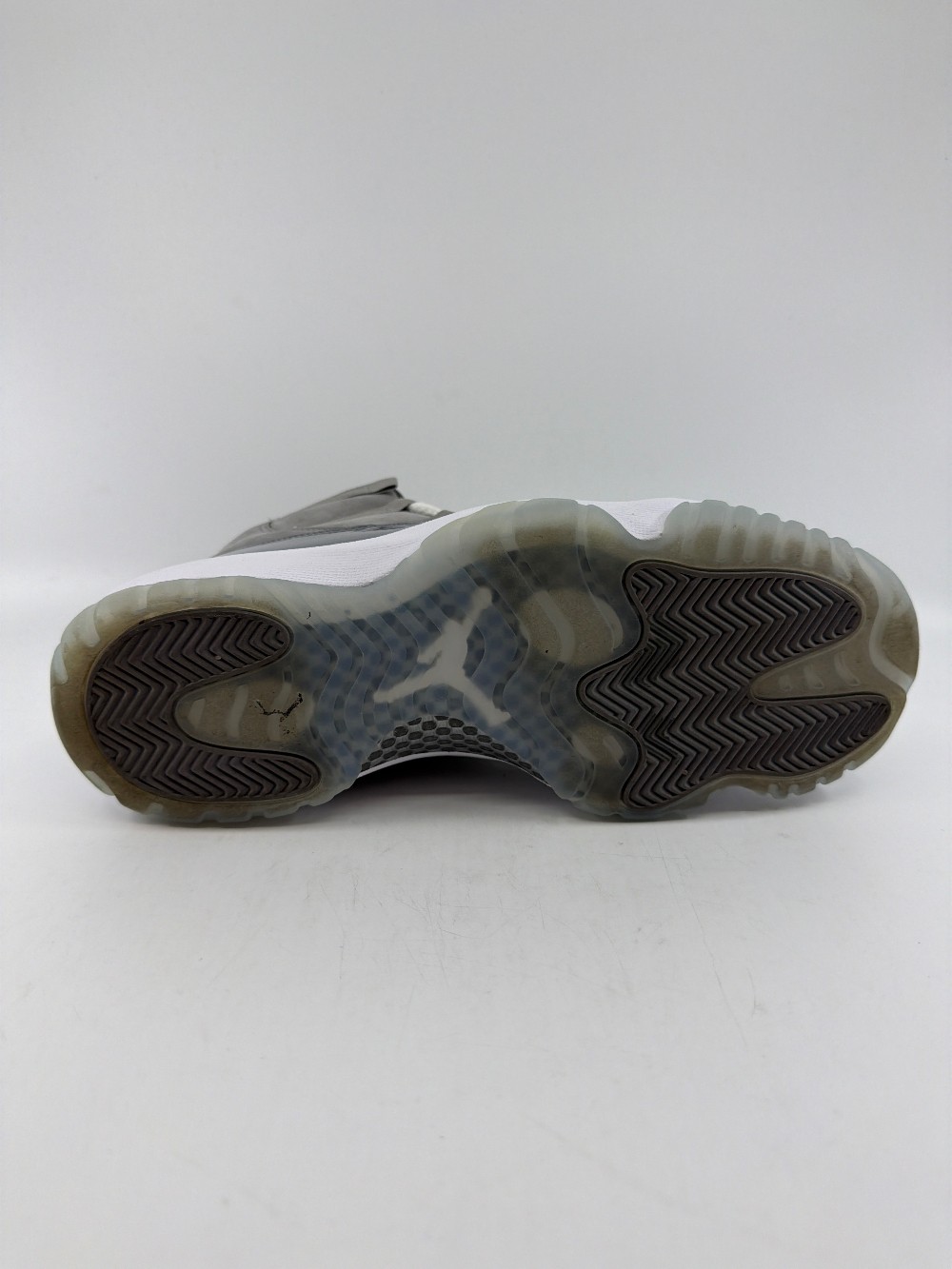 *USED* AJ 11 - COOL GREY (2021)