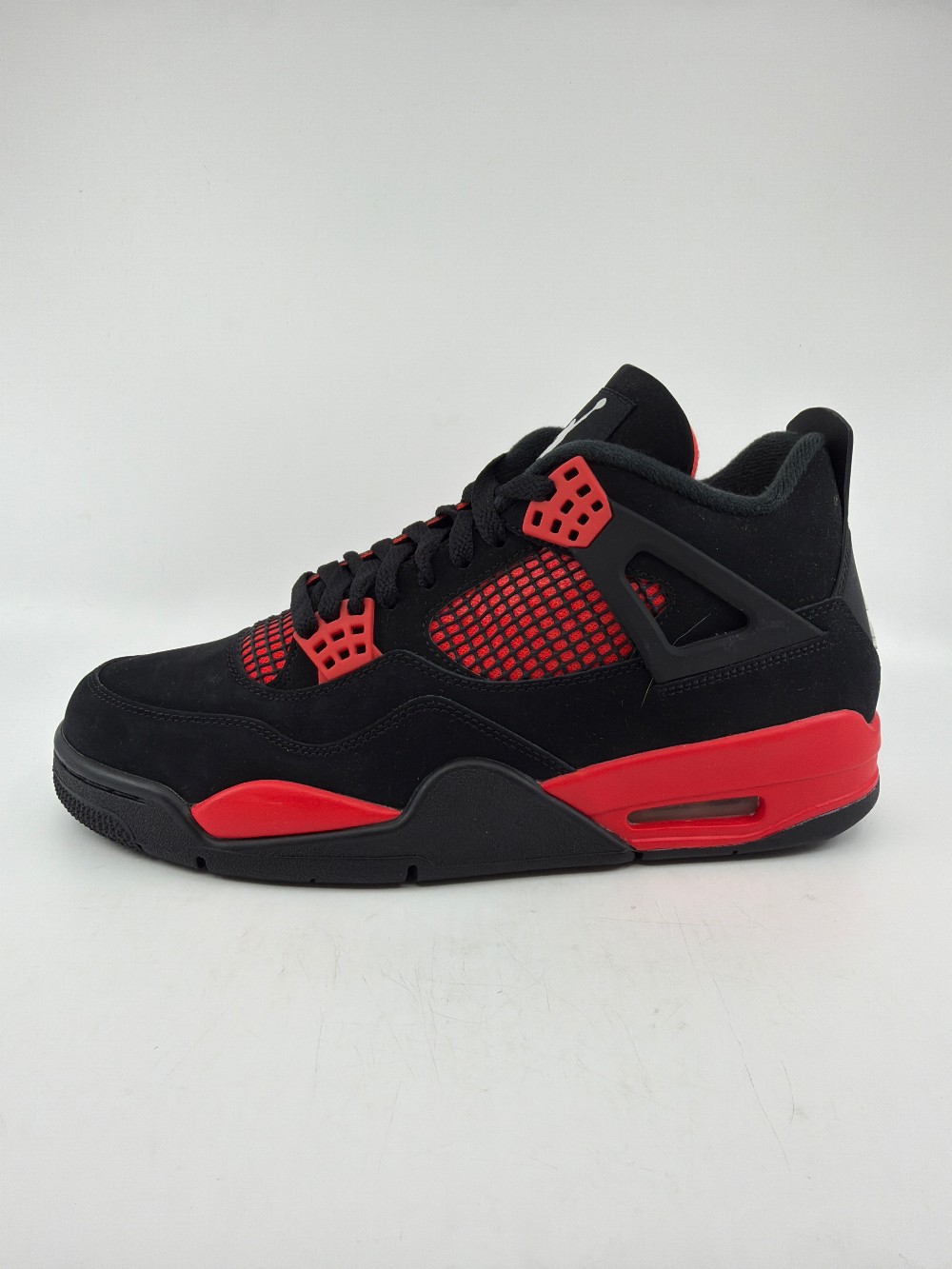 AJ 4 - RED THUNDER