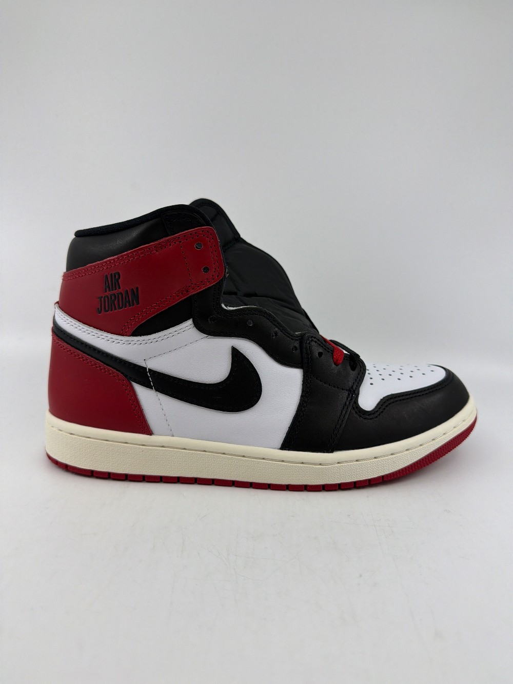 AJ 1 - BLACK TOE REIMAGINED