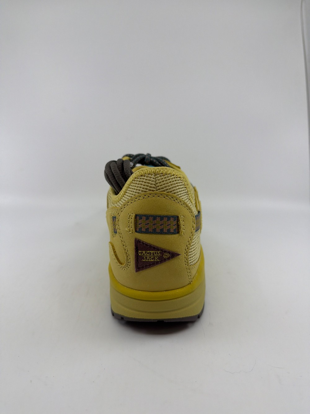 NIKE AIR MAX 1 X TRAVIS SCOTT - SATURN GOLD