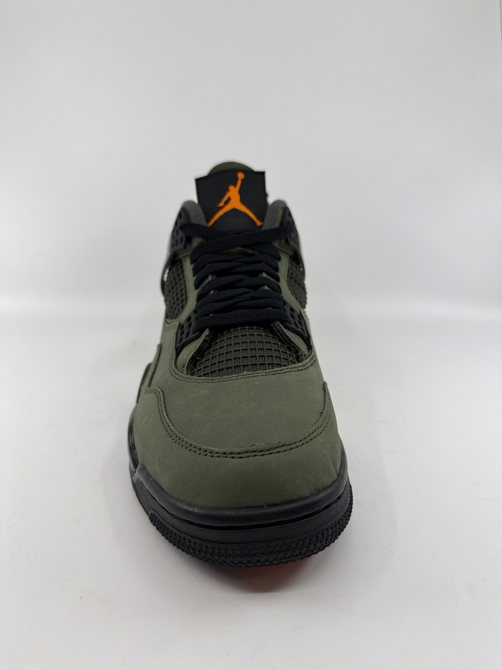 AJ 4 - UNDEFEATED (2025)