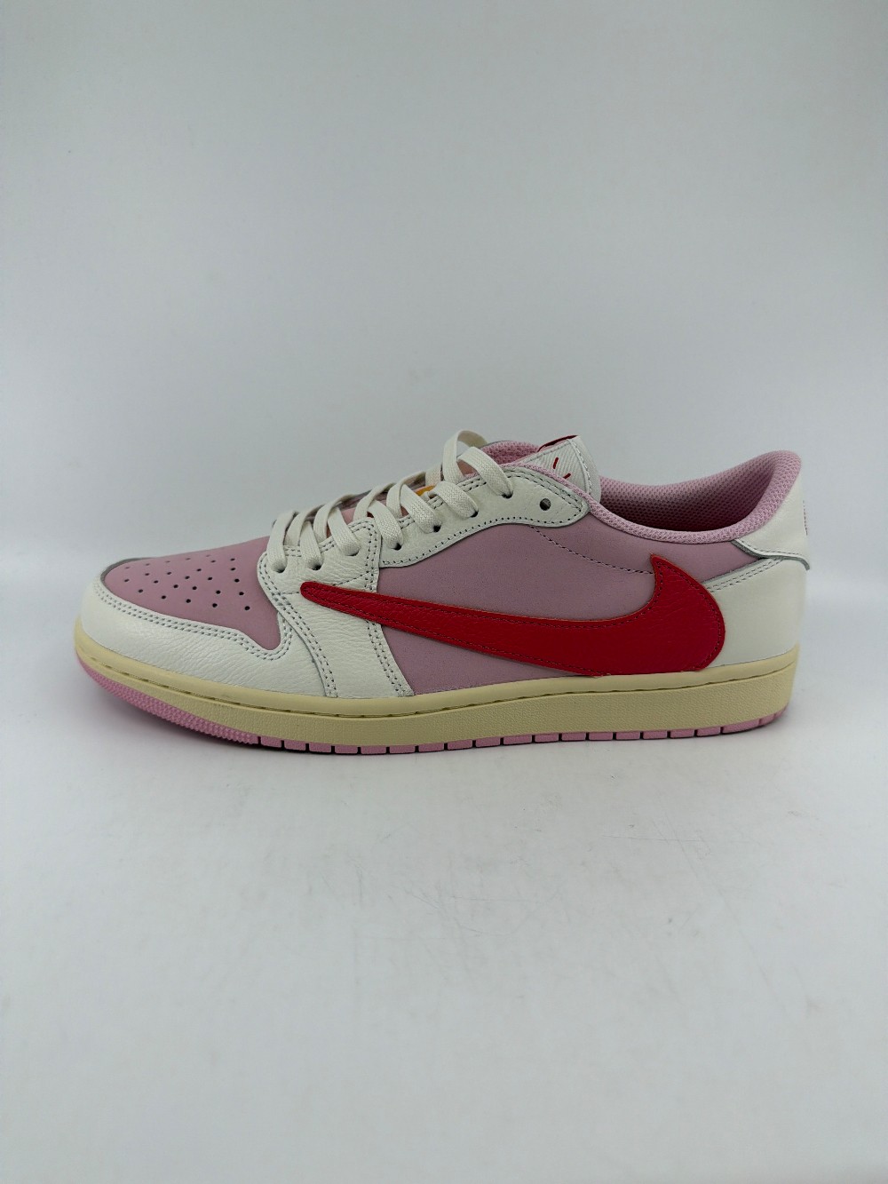 *VNDS* AJ 1 LOW X TRAVIS SCOTT - TROPICAL PINK