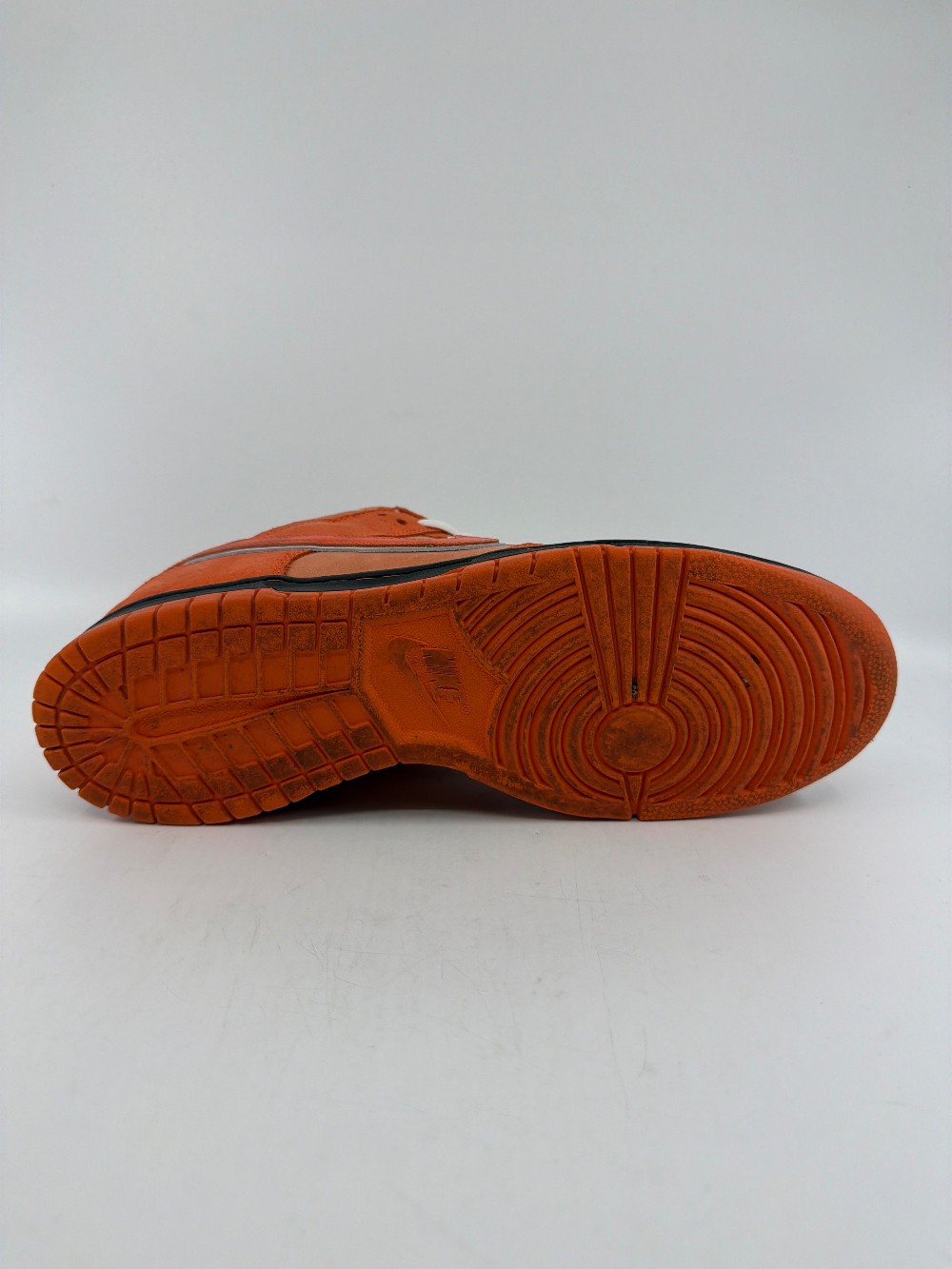 *USED* NIKE SB DUNK LOW X CONCEPTS - ORANGE LOBSTER