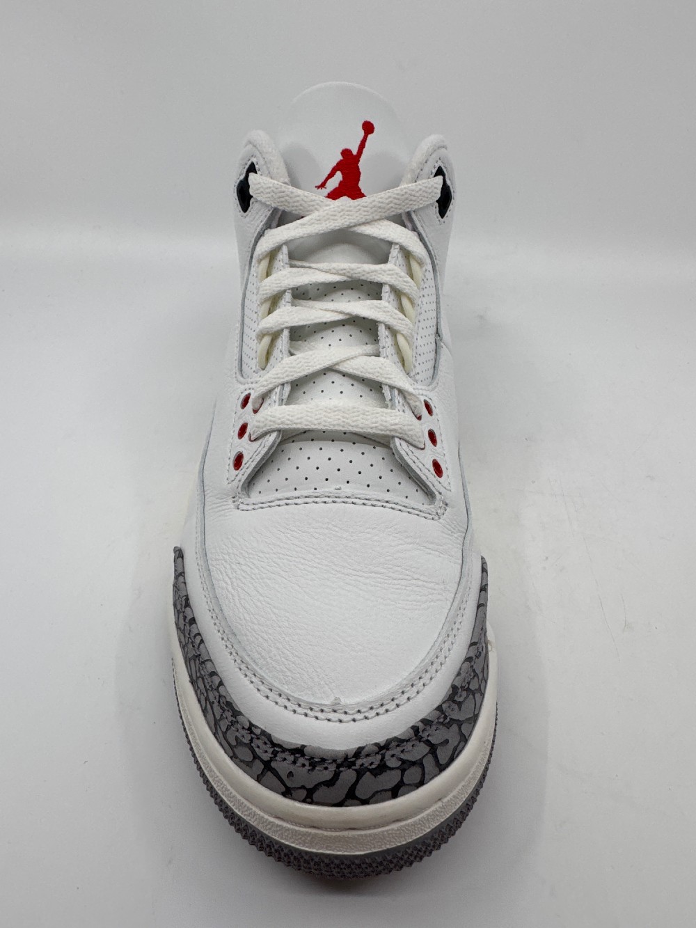 *USED AJ 3 - WHITE CEMENT REIMAGINED