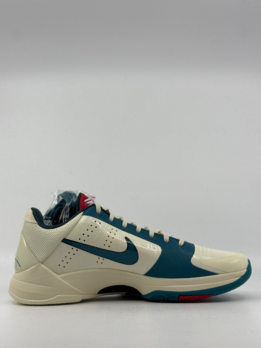 NIKE KOBE 5 PROTRO - CAITLIN CLARK COCONUT MILK SPRUCE