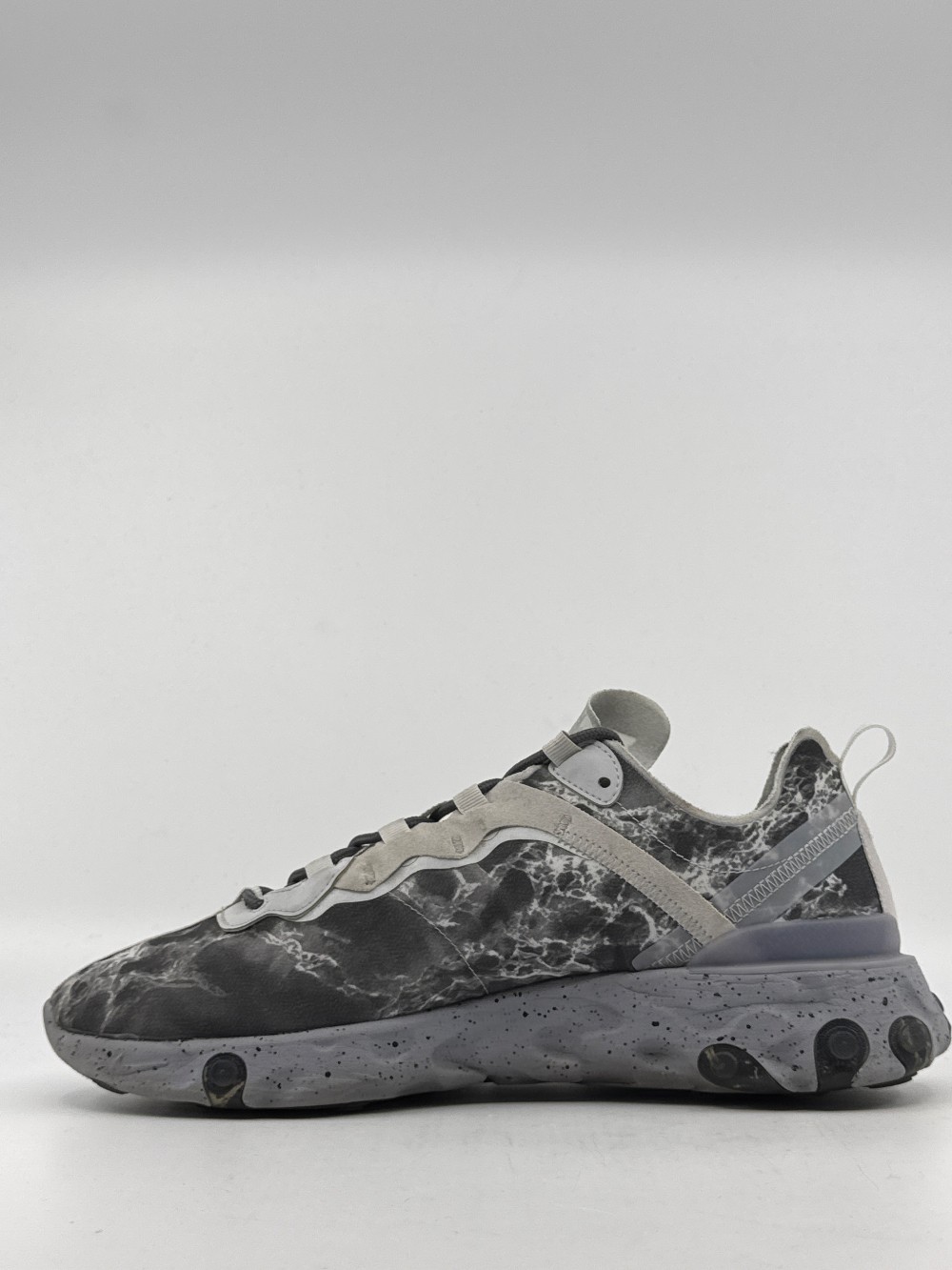 *USED* NIKE REACT ELEMENT 55 - KENDRICK LAMAR
