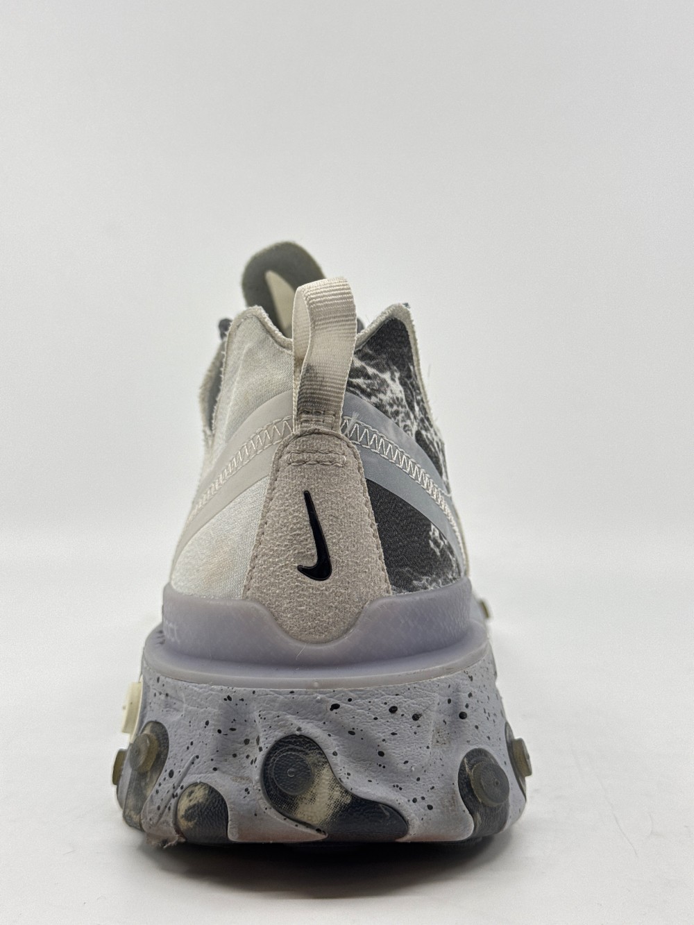 *USED* NIKE REACT ELEMENT 55 - KENDRICK LAMAR