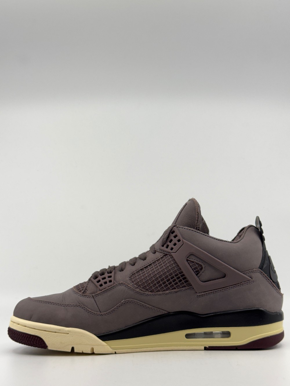 *USED* AJ 4 X A MA MANIERE - VIOLET ORE
