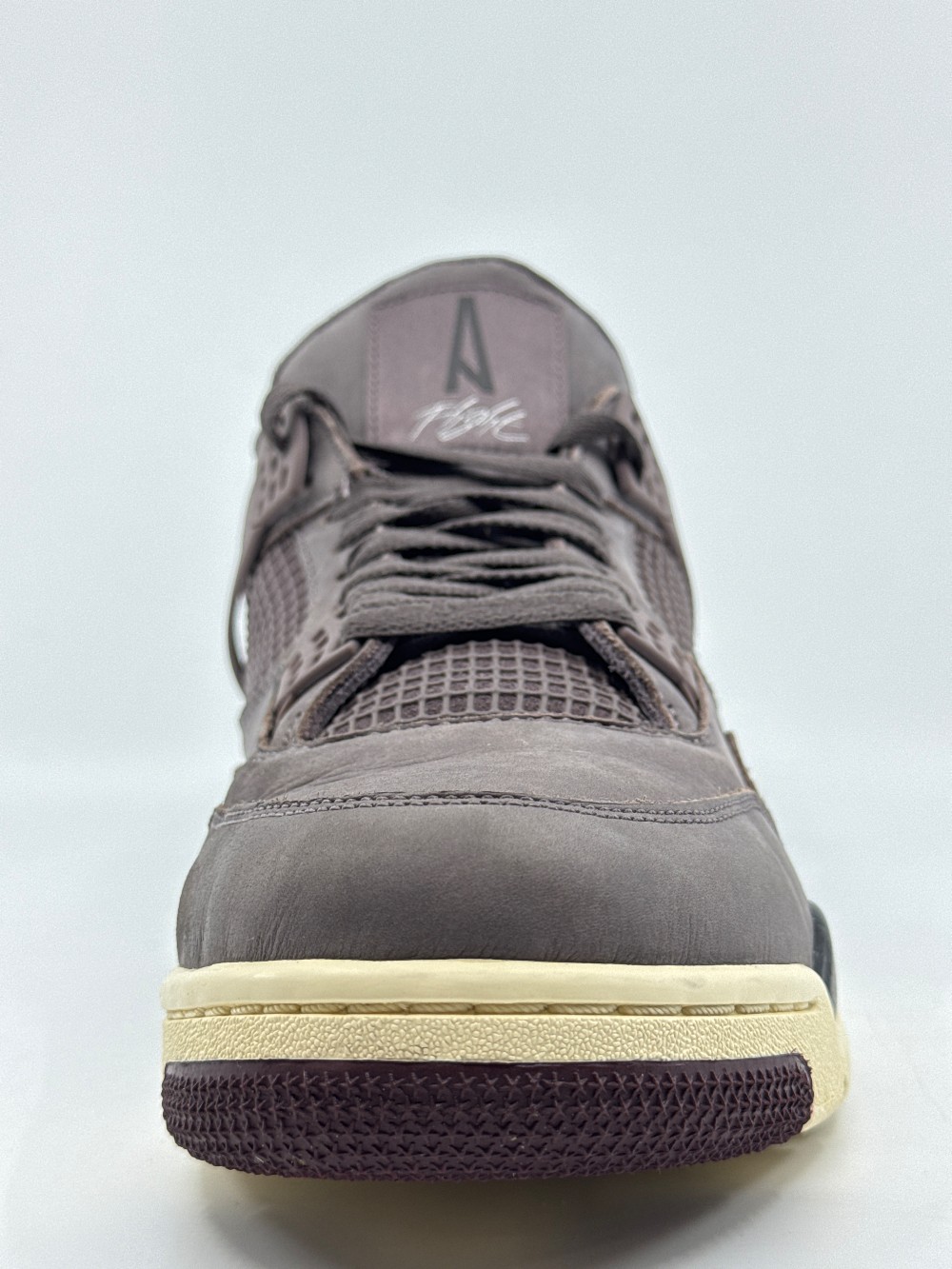 *USED* AJ 4 X A MA MANIERE - VIOLET ORE