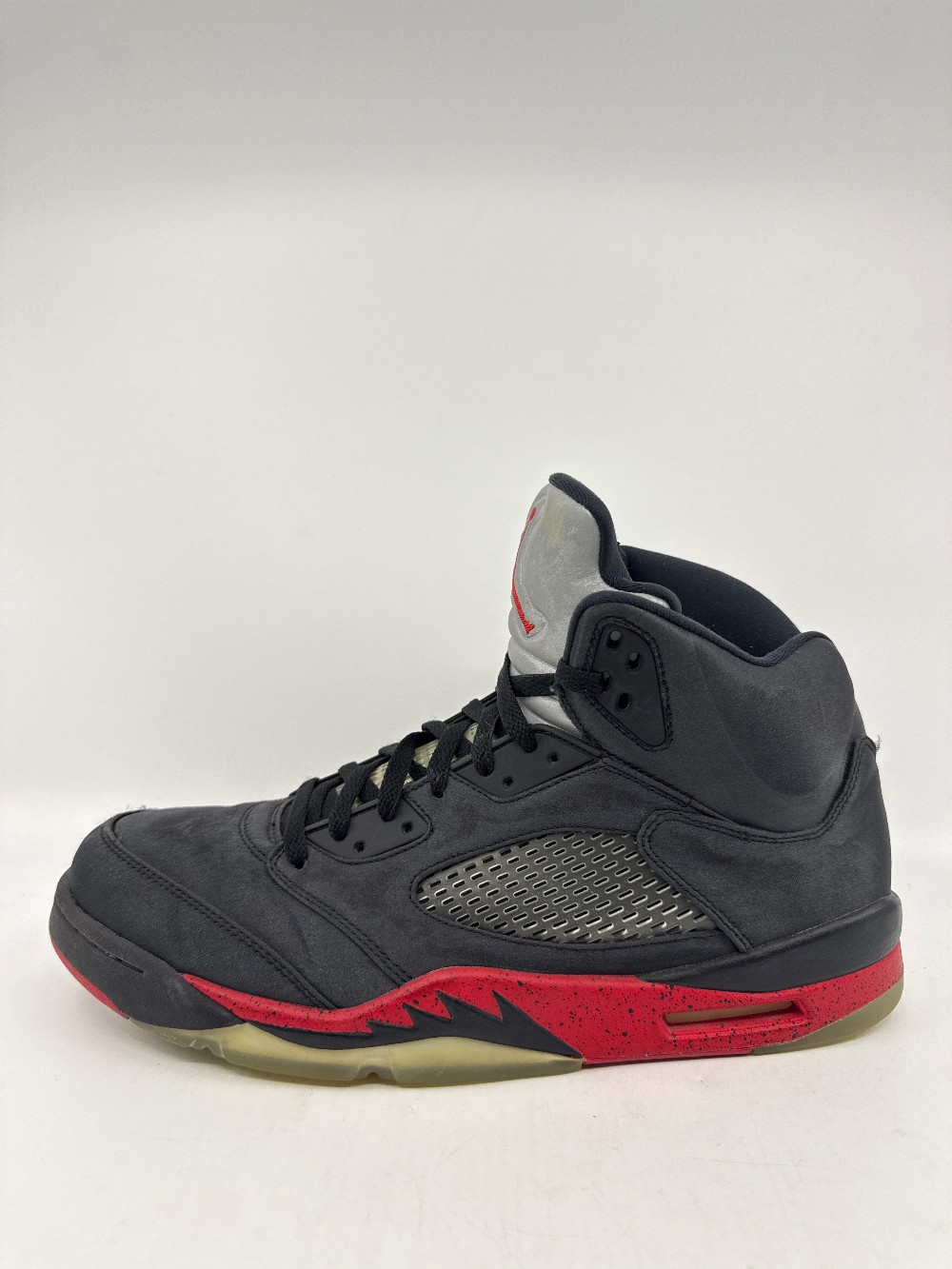 *USED/NO BOX* AJ 5 - SATIN BRED