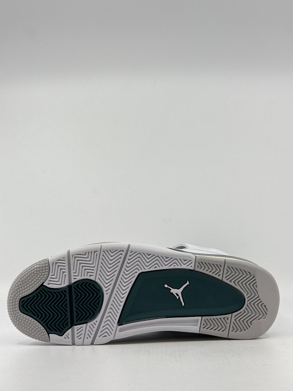 AJ 4 - OXIDIZED GREEN