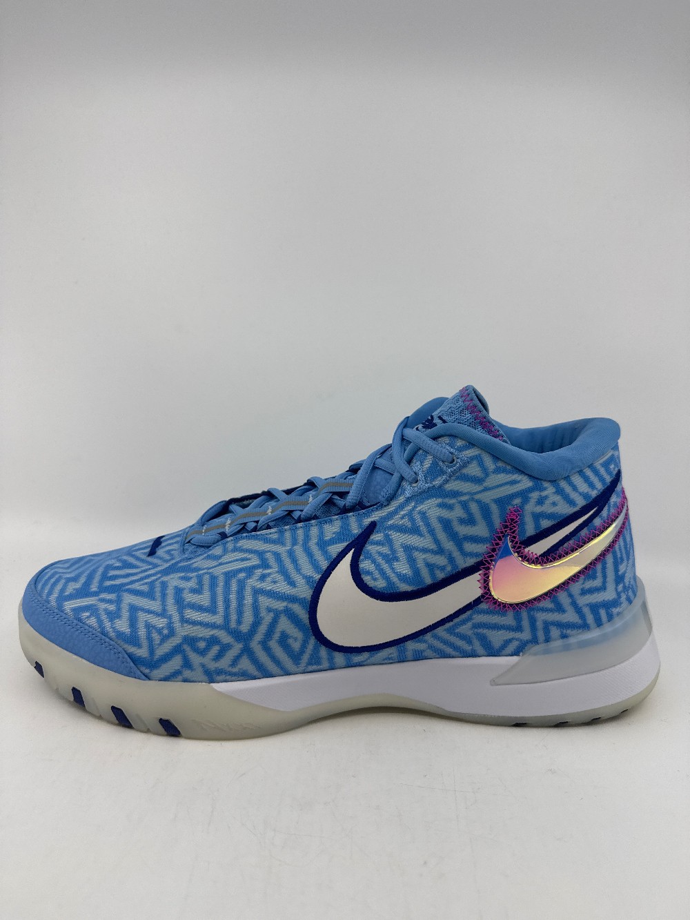 *VNDS/NO BOX* NIKE ZOOM LEBRON NXXT GENISUS - UNIVERSITY BLUE WHITE