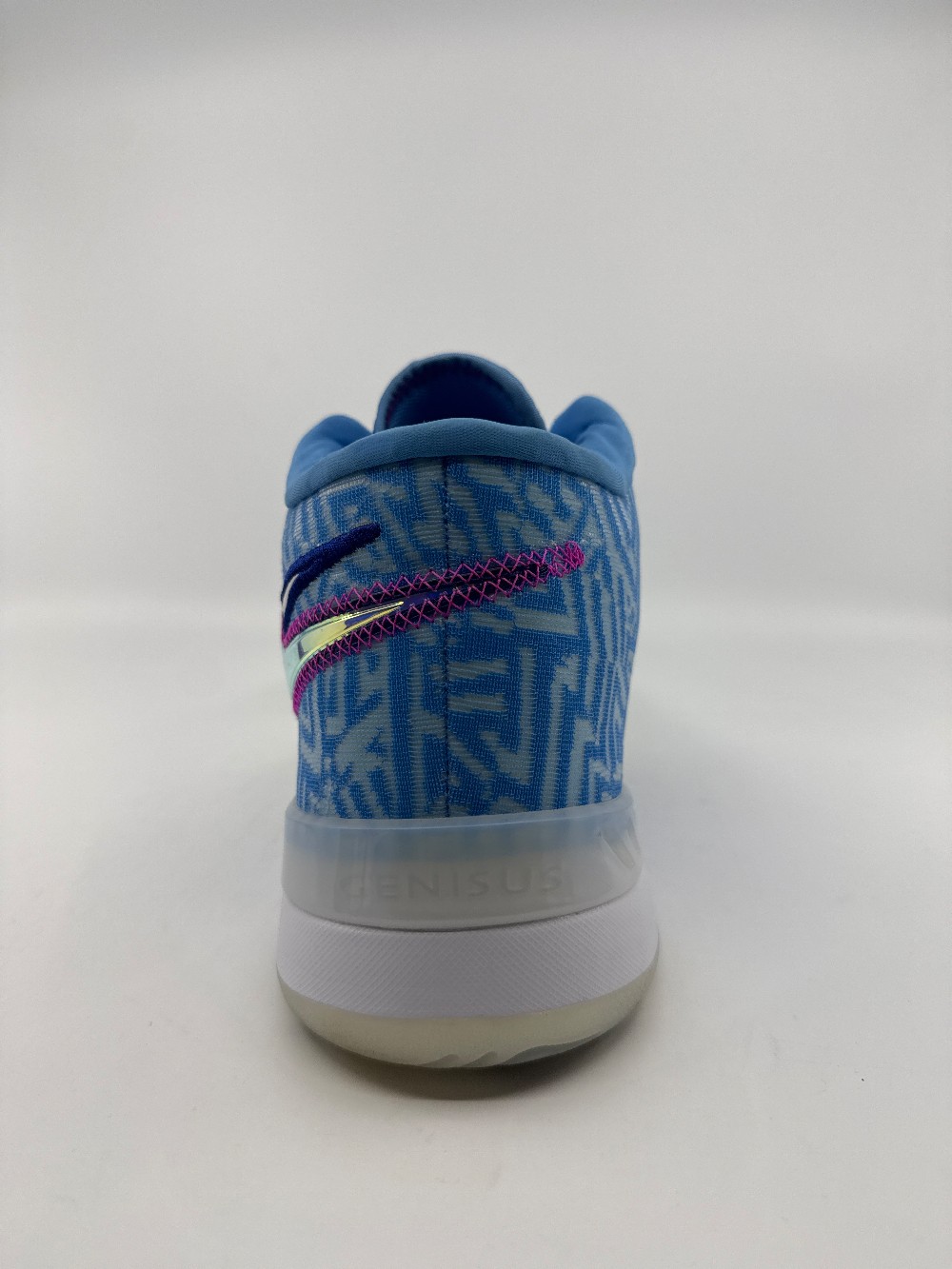 *VNDS/NO BOX* NIKE ZOOM LEBRON NXXT GENISUS - UNIVERSITY BLUE WHITE