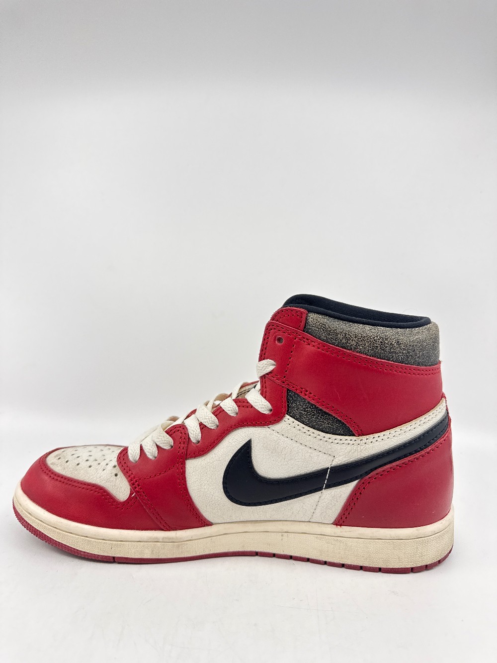 *USED* AJ 1 - CHICAGO LOST AND FOUND