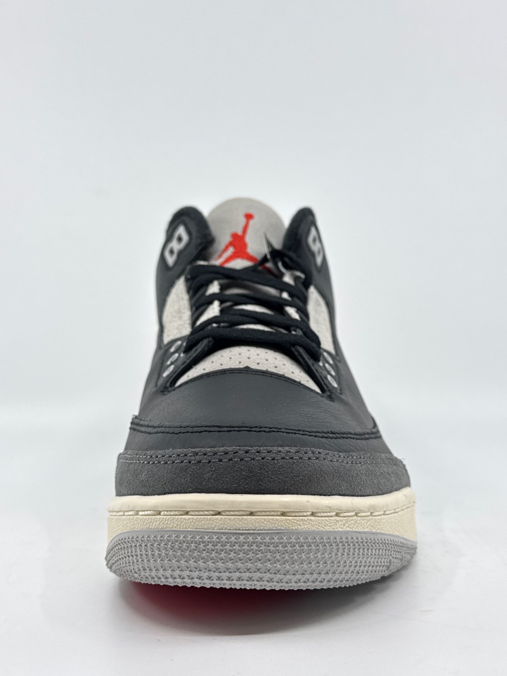 *NO BOX* AJ 3 - RARE AIR