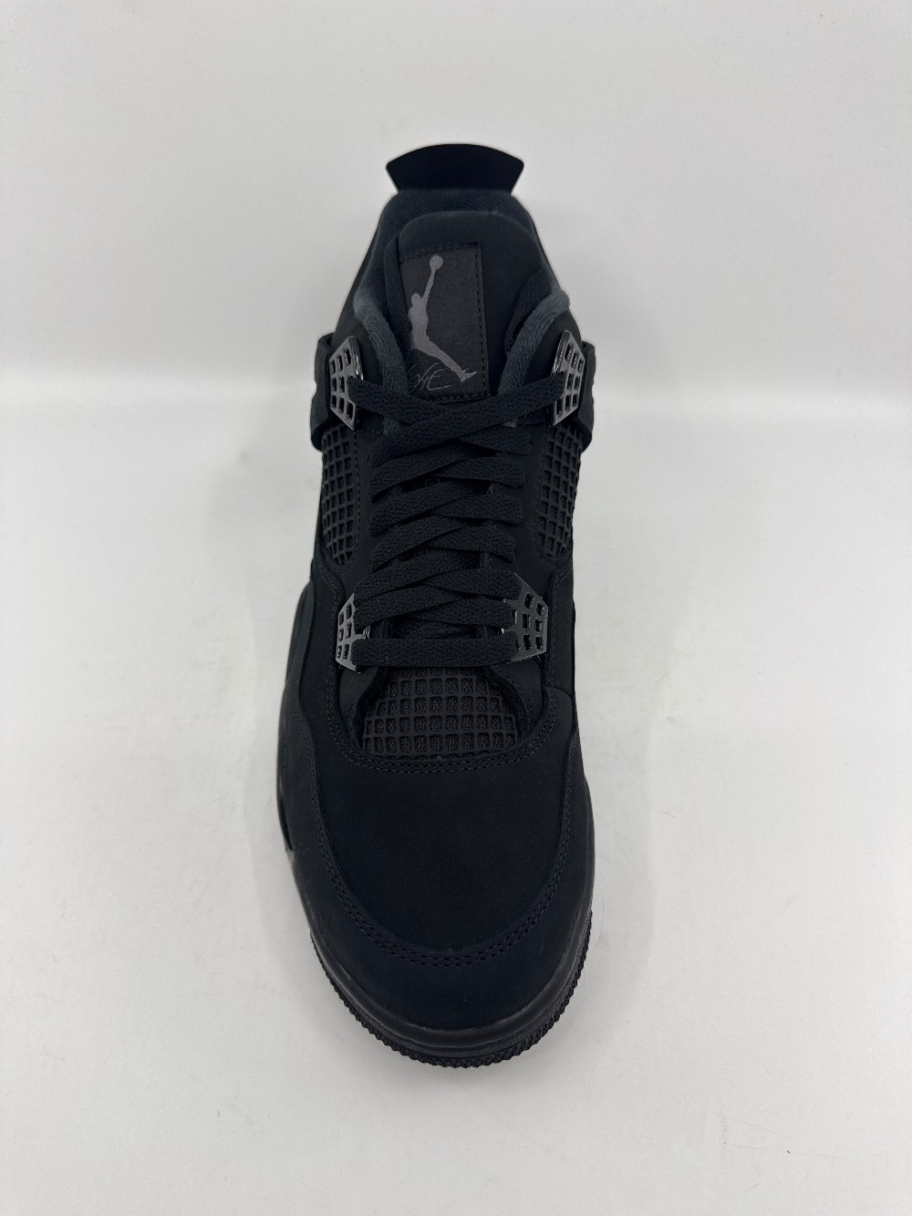 AJ 4 - BLACK CAT (2025)