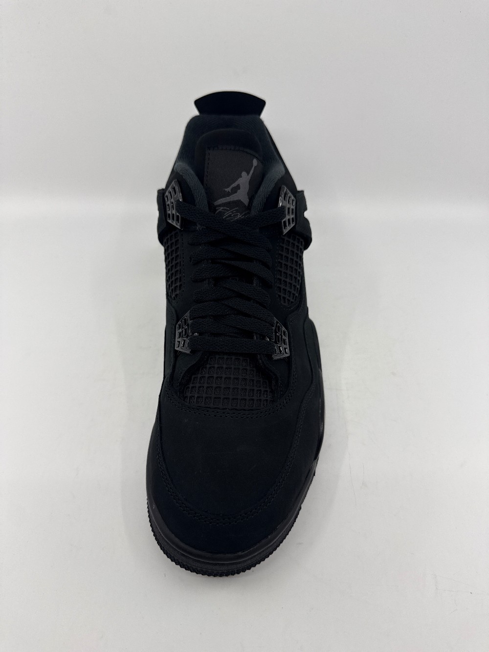 AJ 4 - BLACK CAT (2025)