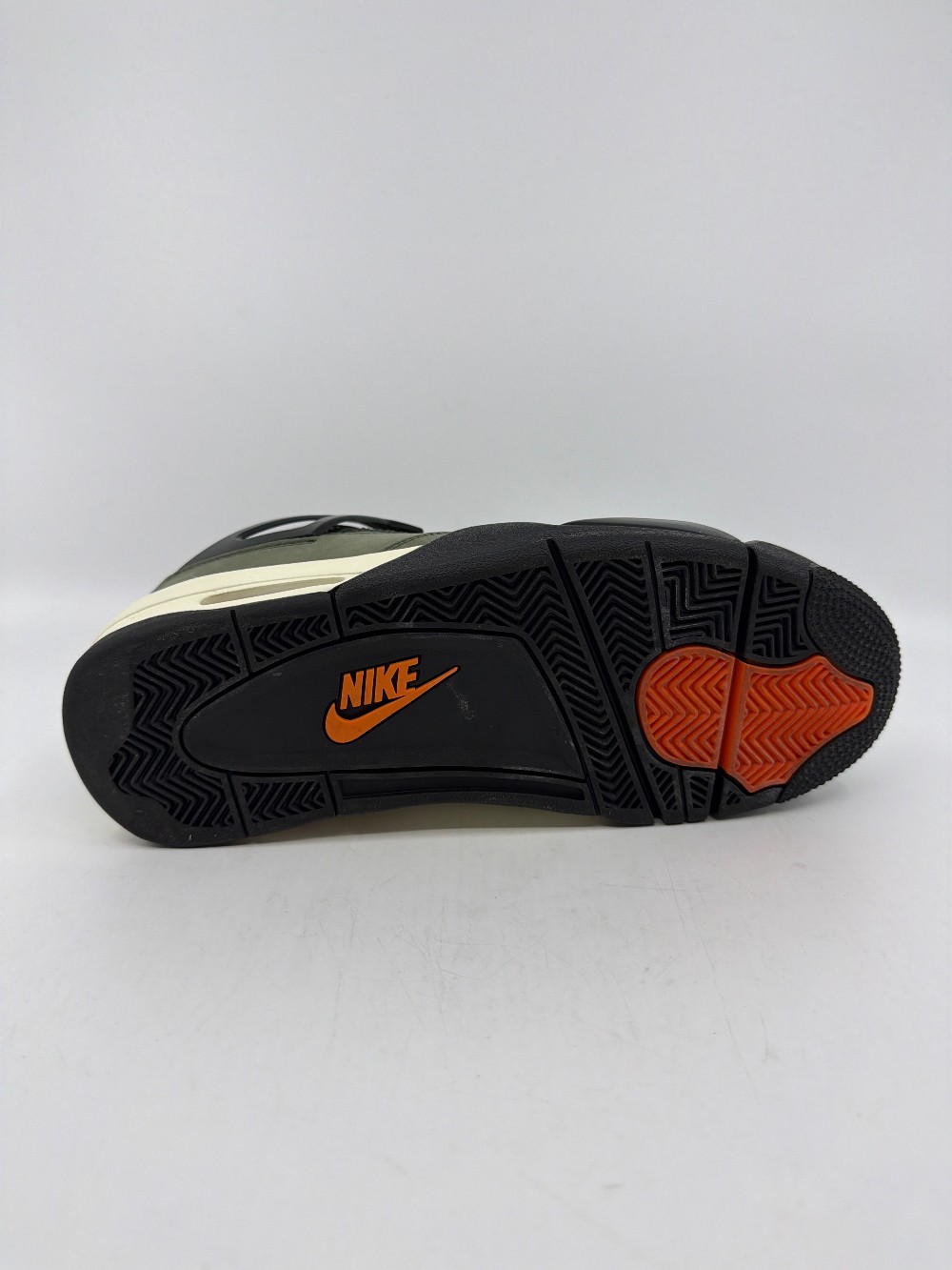 *VNDS* AJ 4 - UNDEAFEATED (2025)