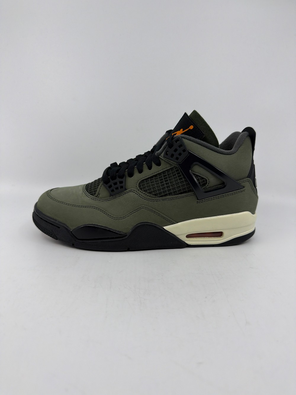 *VNDS* AJ 4 - UNDEAFEATED (2025)