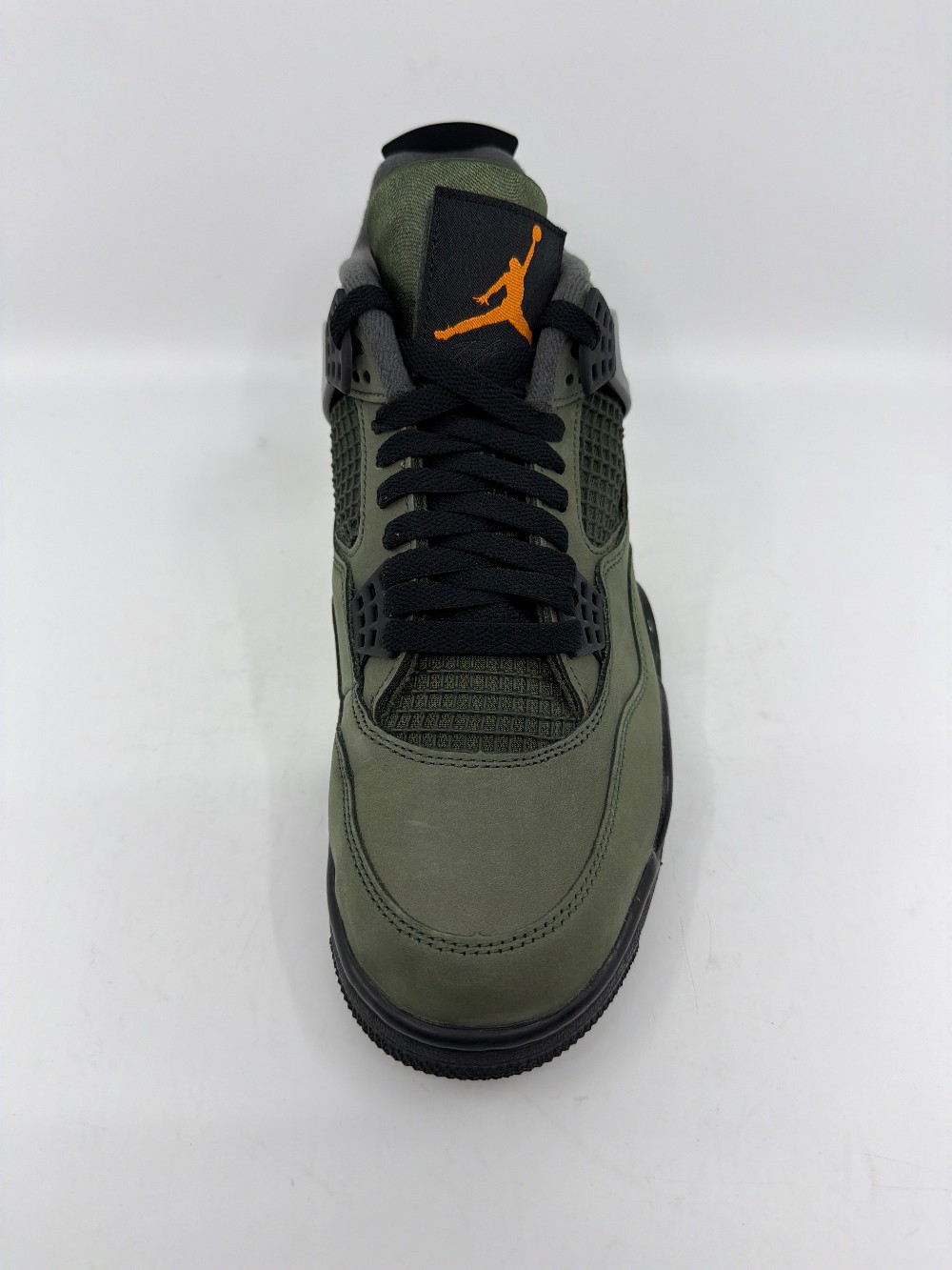 *VNDS* AJ 4 - UNDEAFEATED (2025)