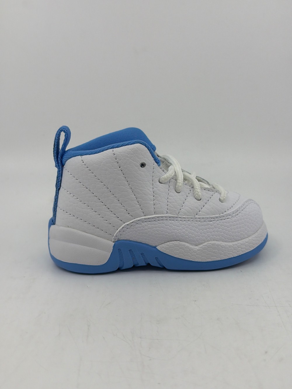 AJ 12 (TD) - MELO