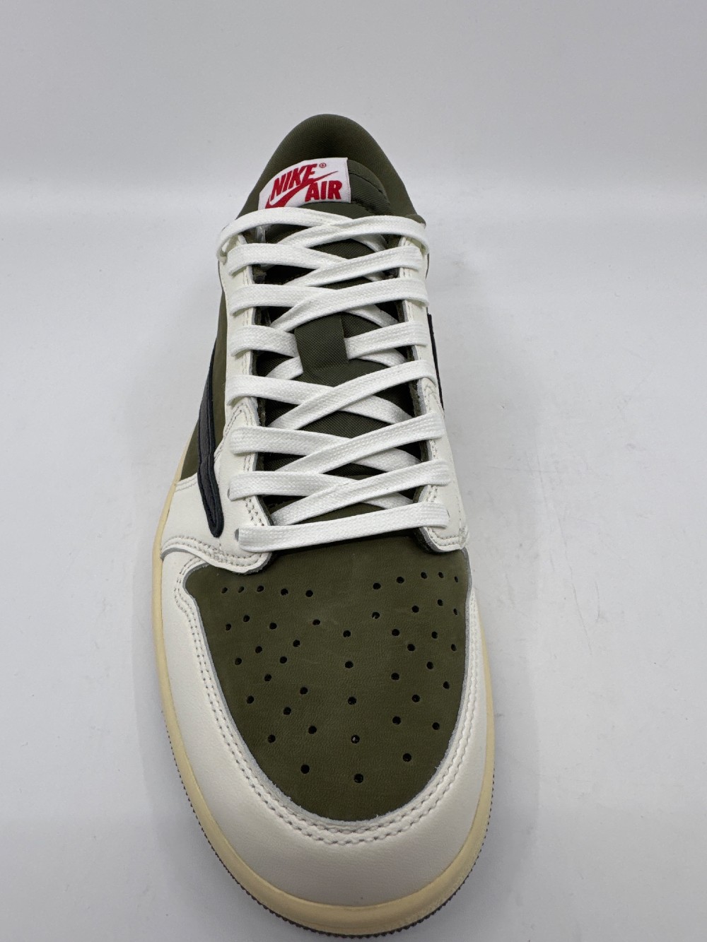AJ 1 LOW X TRAVIS SCOTT - MEDIUM OLIVE