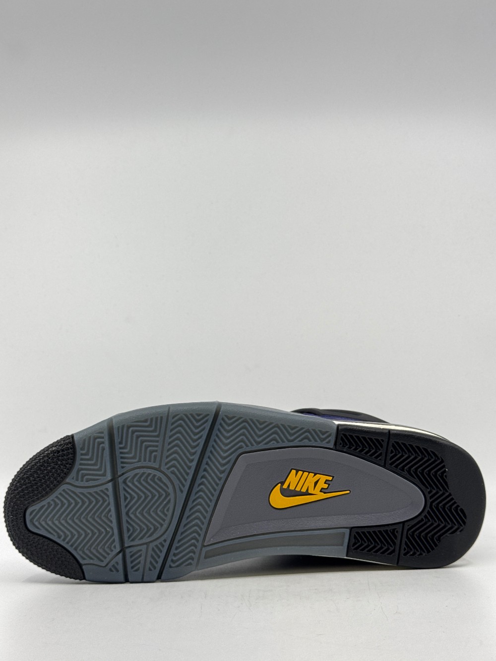 AJ 4 - LAKERS