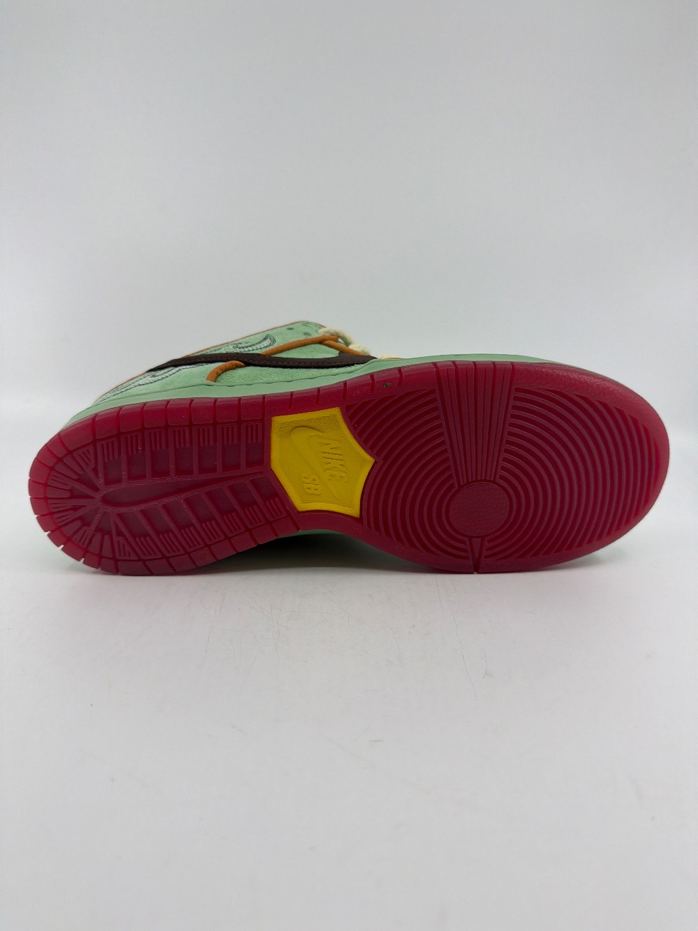 NIKE SB DUNK LOW - RODEO TOURMALINE