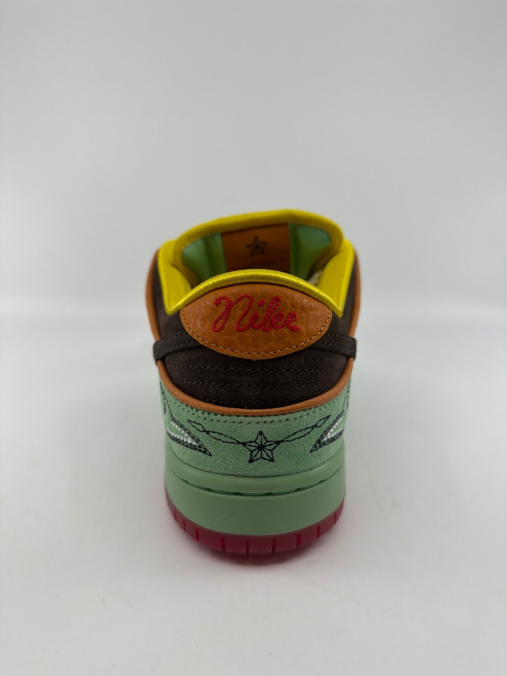 NIKE SB DUNK LOW - RODEO TOURMALINE