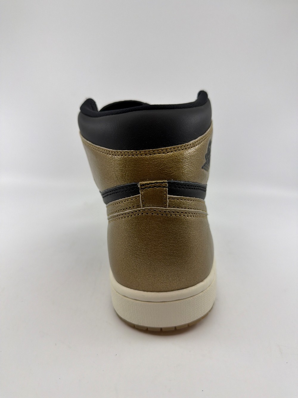 AJ 1 - BLACK METALLIC GOLD