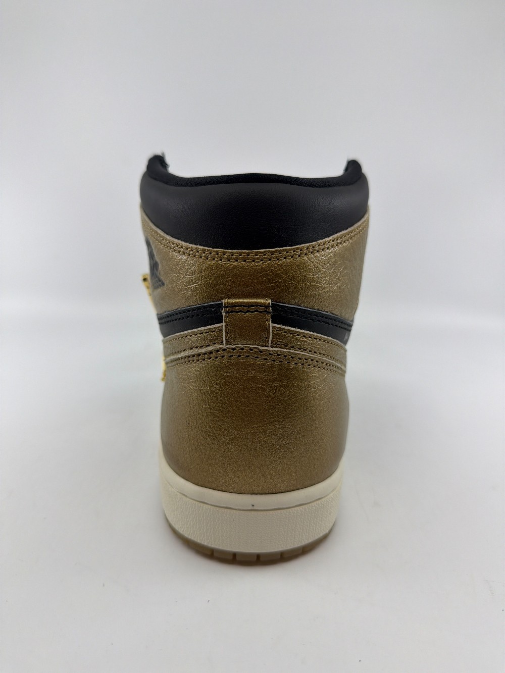 AJ 1 - BLACK METALLIC GOLD