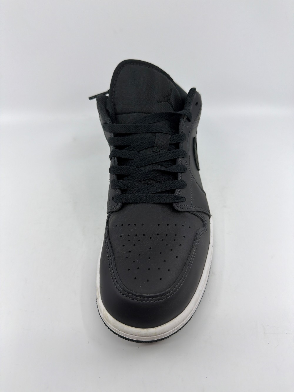 *USED* AJ 1 LOW SE - BLACK ELEPHANT