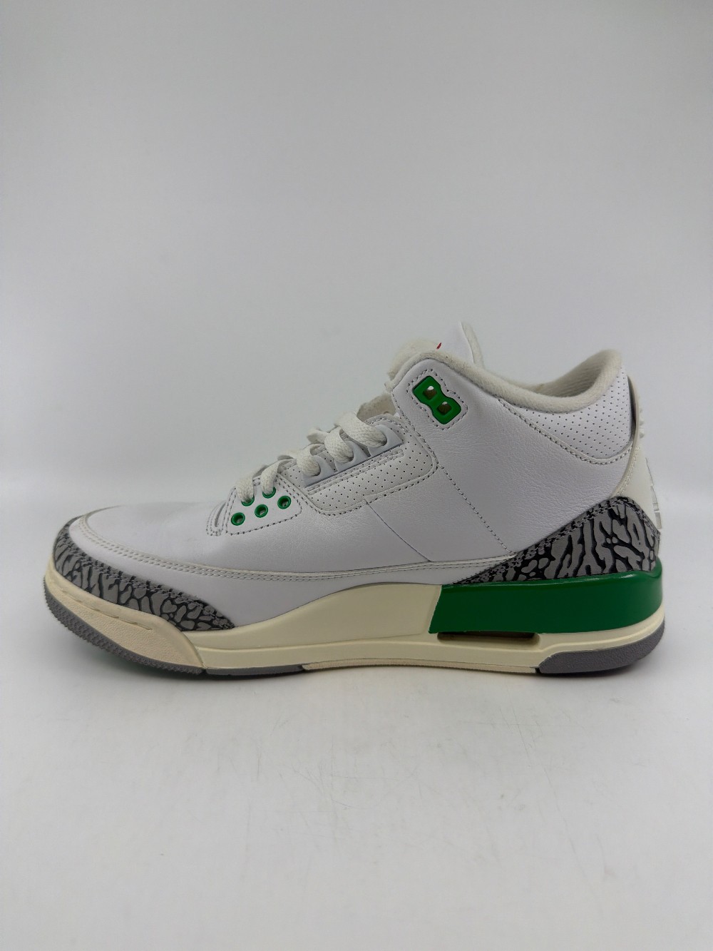 *USED* AJ 3 (W) - LUCKY GREEN