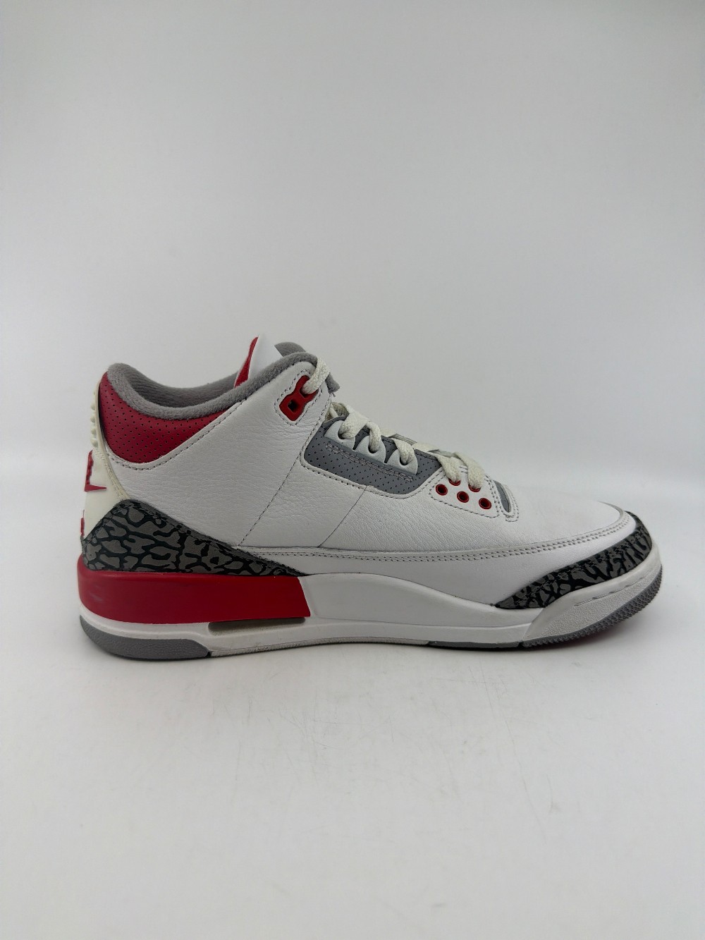 *USED* AJ 3 - FIRE RED (2022)