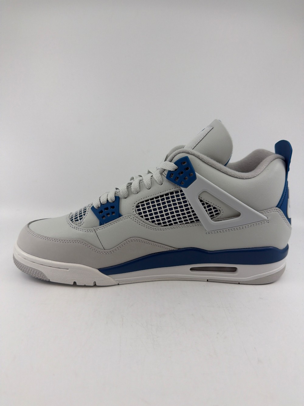 AJ 4 - MILITARY BLUE (2024)