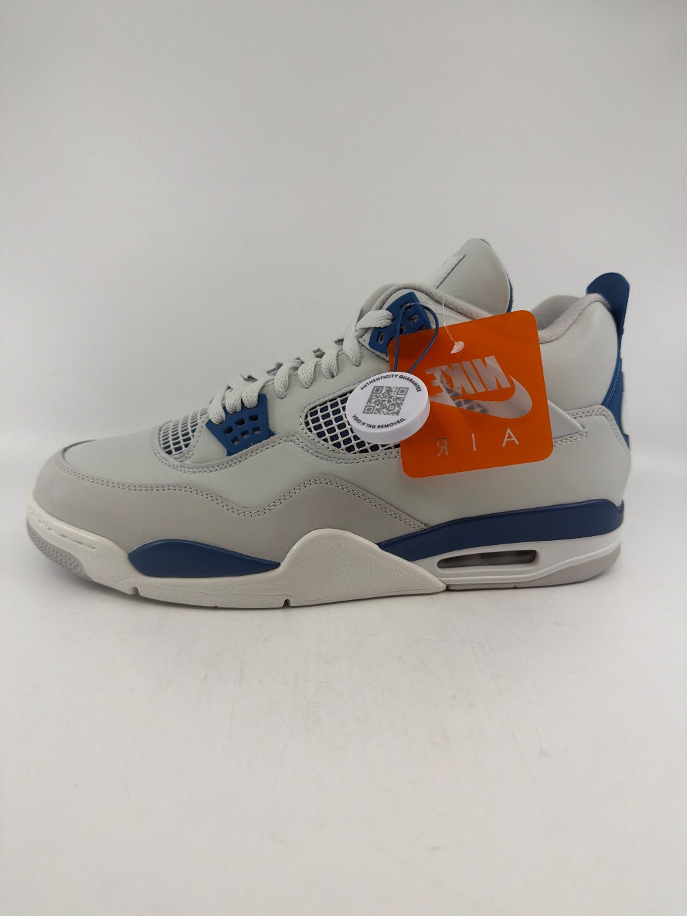AJ 4 - MILITARY BLUE (2024)