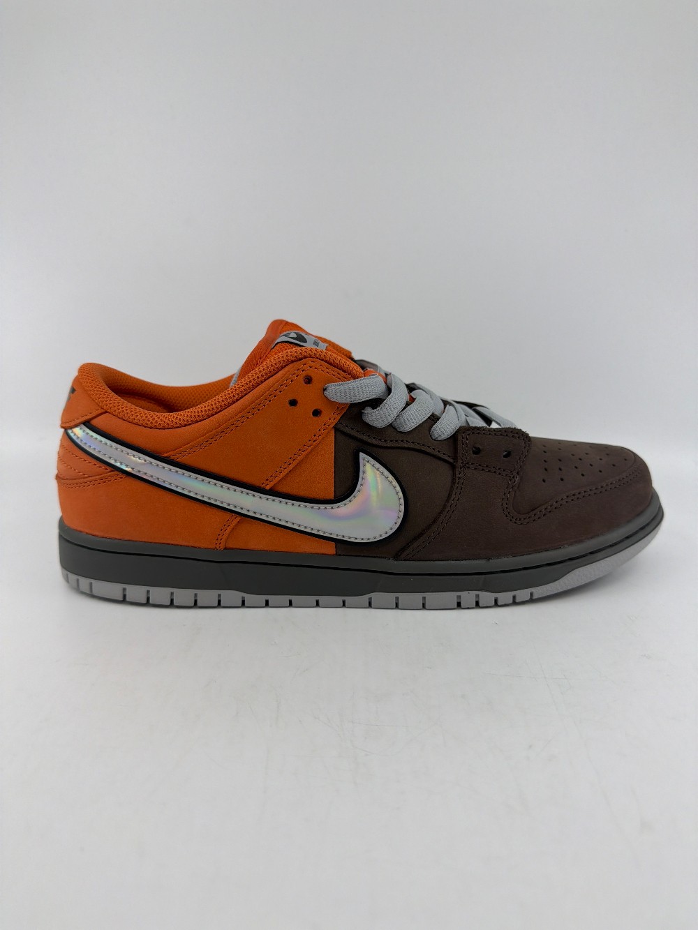 NIKE SB DUNK LOW - MUNI FAST PASS