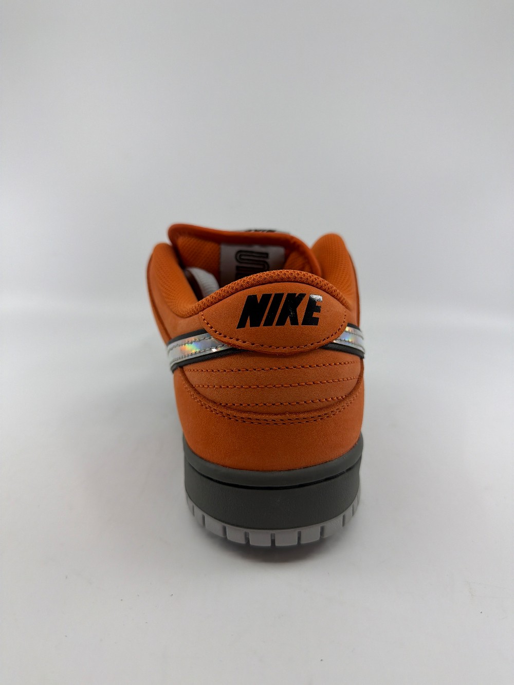 NIKE SB DUNK LOW - MUNI FAST PASS