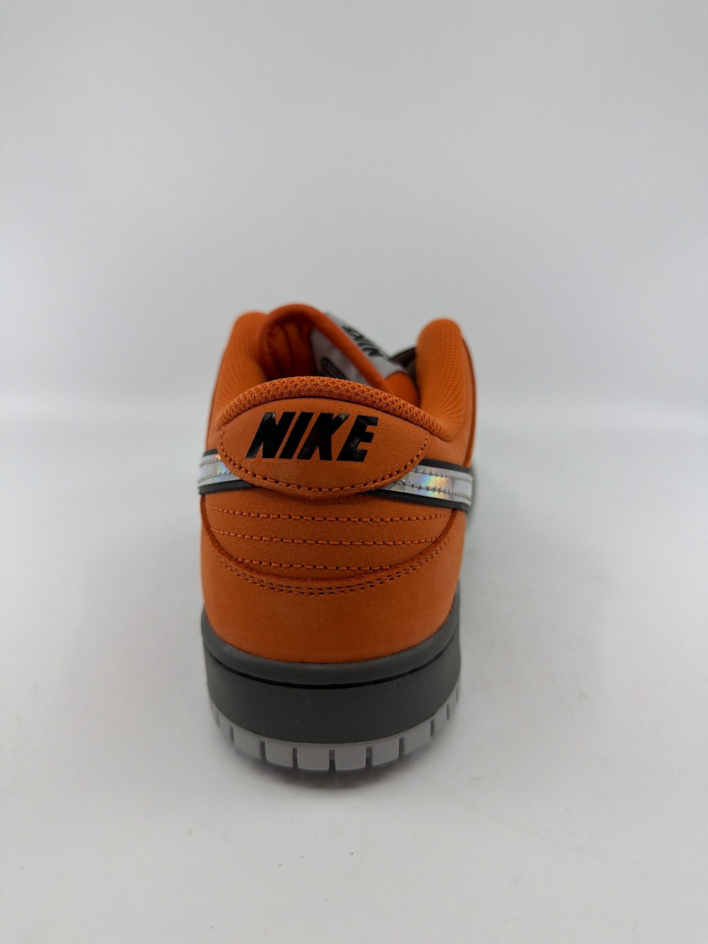 NIKE SB DUNK LOW - MUNI FAST PASS