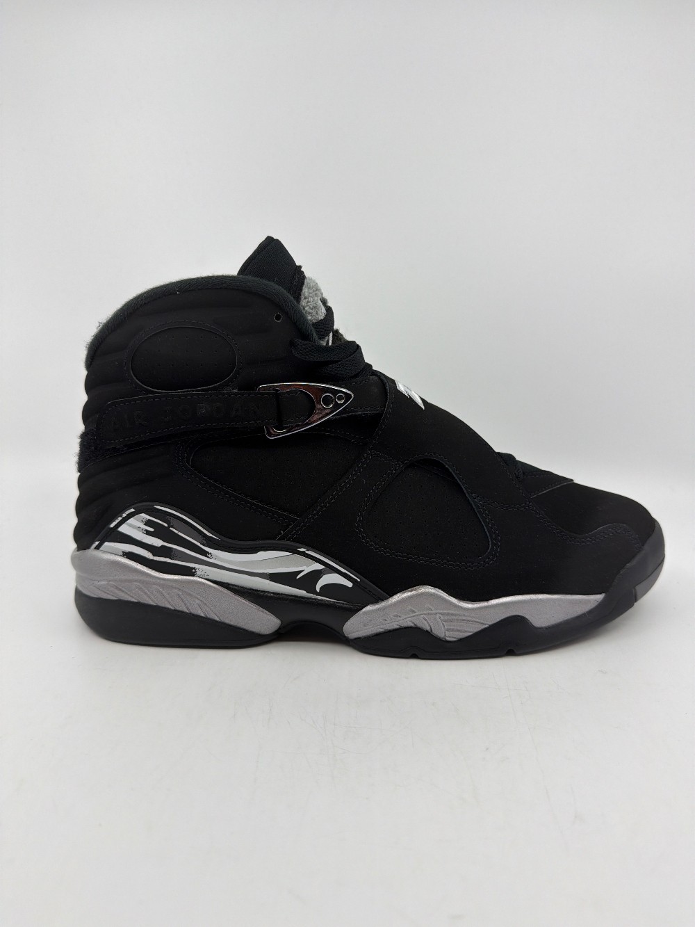 AJ 8 - CHROME (2026)