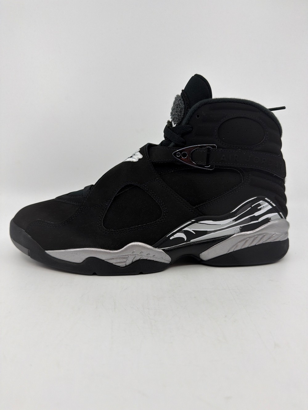 AJ 8 - CHROME (2026)