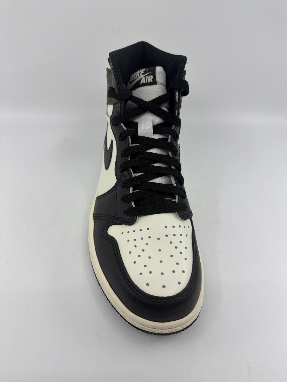 AJ 1 - DARK MOCHA