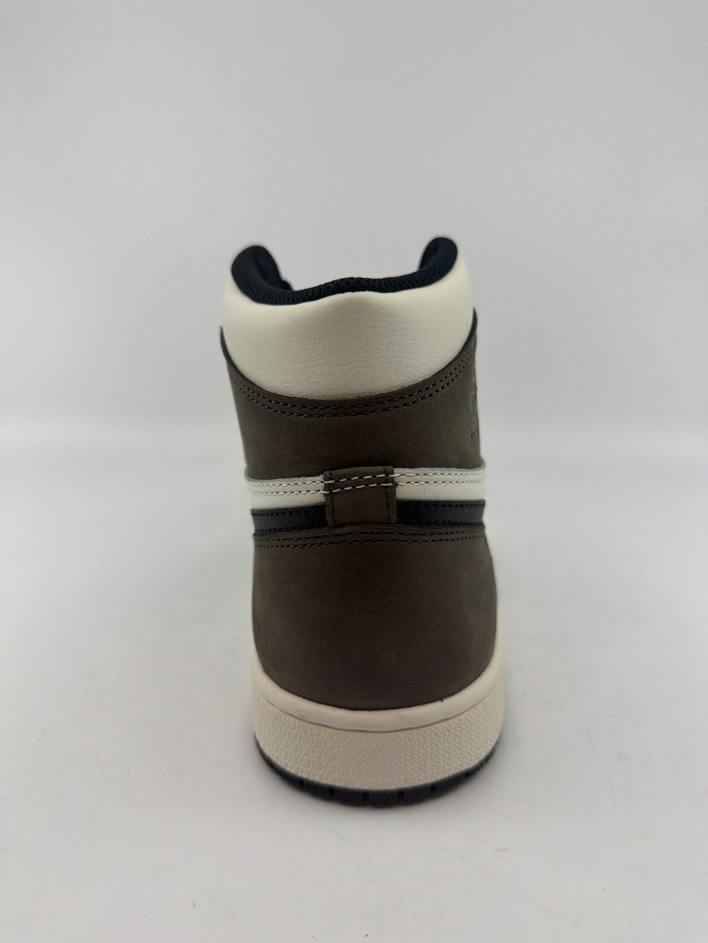 AJ 1 - DARK MOCHA