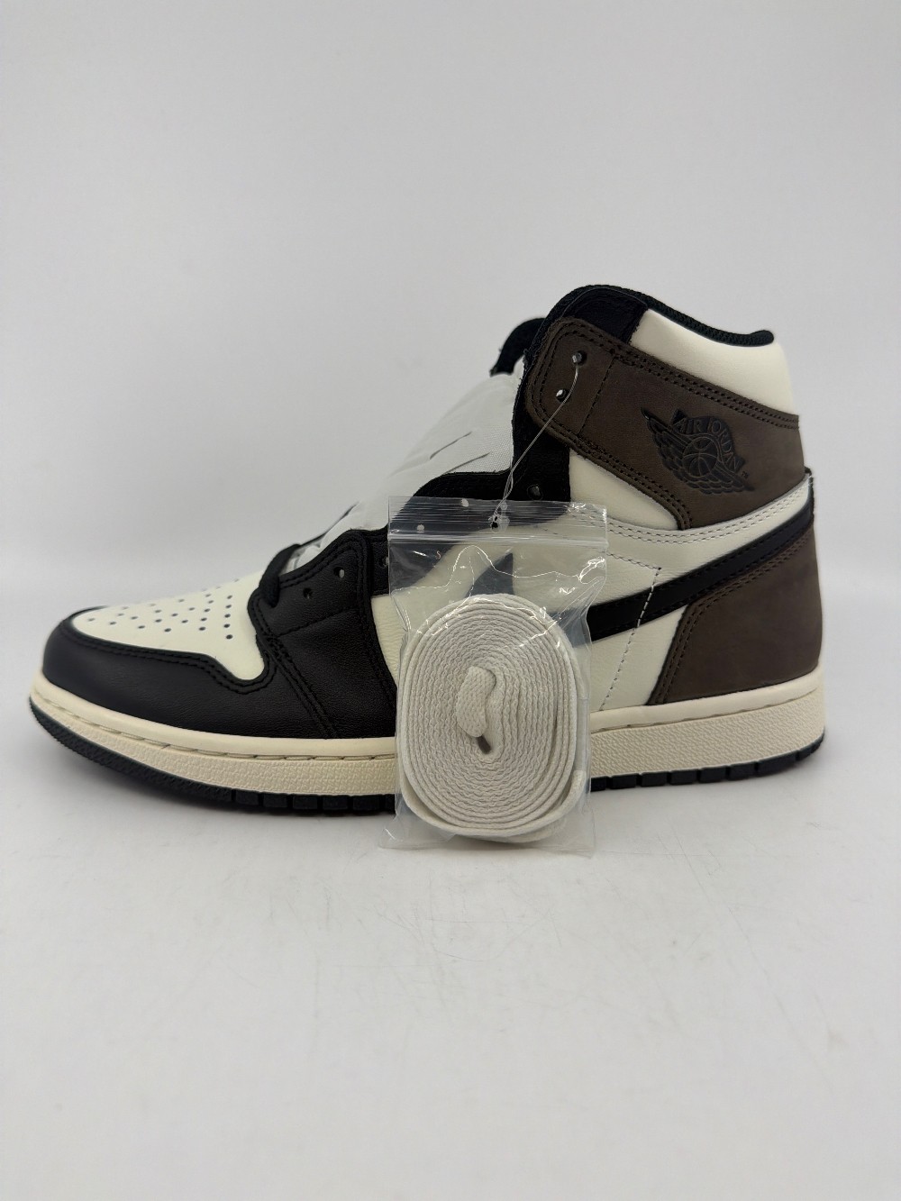 AJ 1 - DARK MOCHA