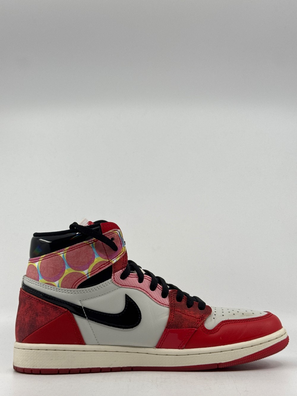 *USED* AJ 1 - SPIDERMAN ACROSS THE SPIDERVERSE