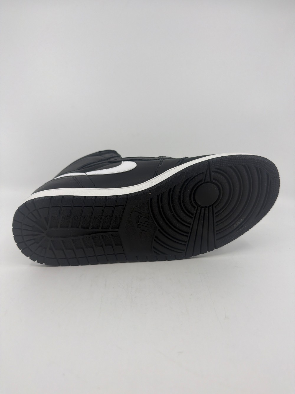 AJ 1 - YIN YANG BLACK