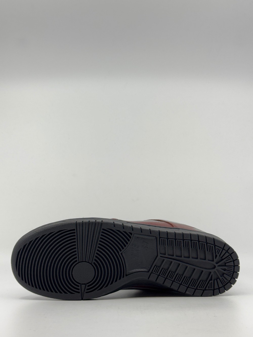 *NO BOX* NIKE SB DUNK LOW - LIMOSINE SKATEBOARDS