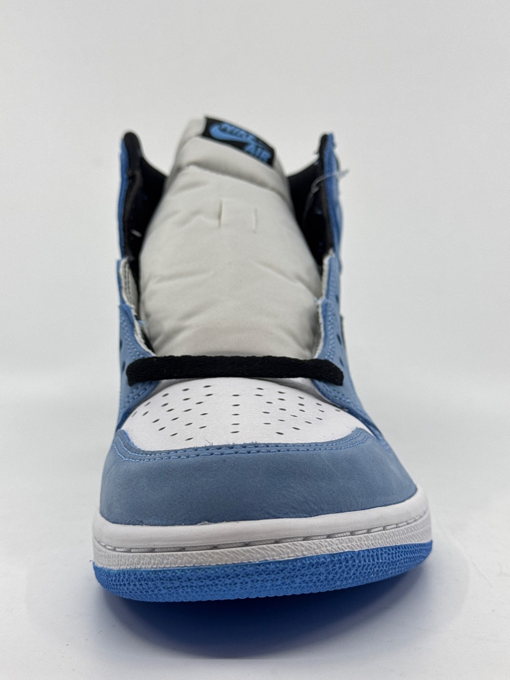 AJ 1 - UNIVERSITY BLUE