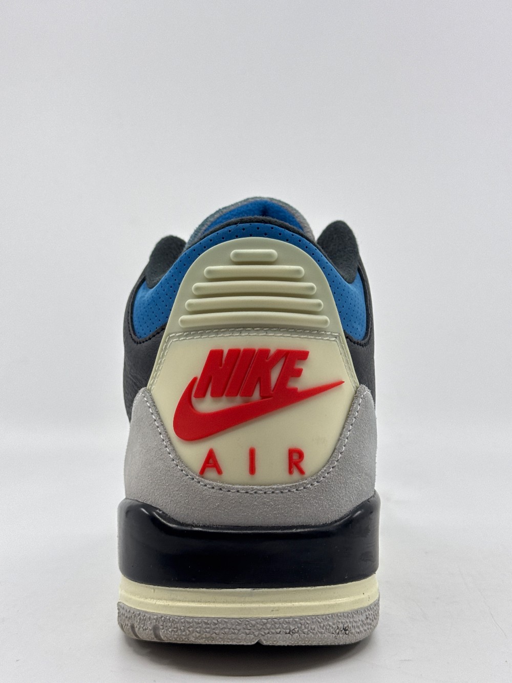 *USED* AJ 3 - RARE AIR
